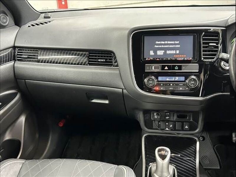 OUTLANDER PHEV