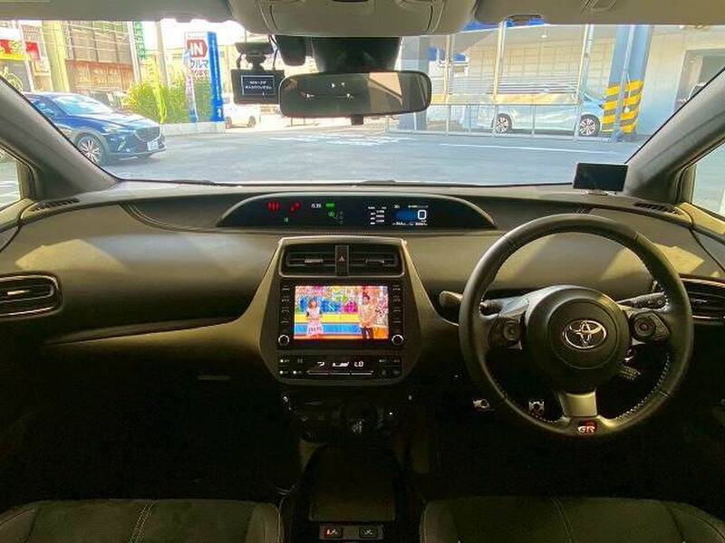 PRIUS PHV