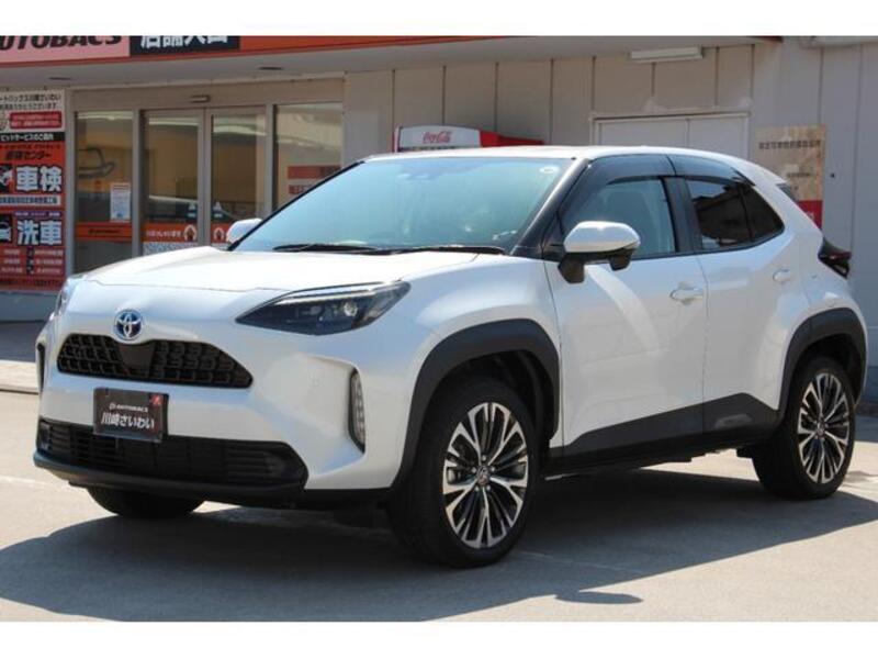 YARIS CROSS