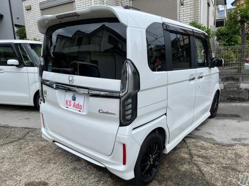 N BOX CUSTOM