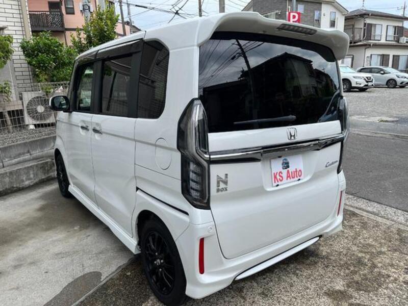 N BOX CUSTOM