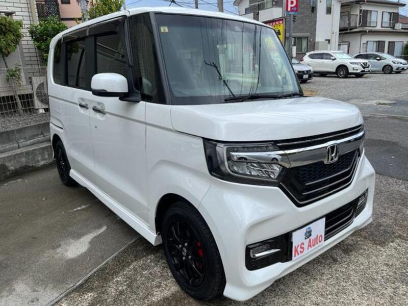 N BOX CUSTOM