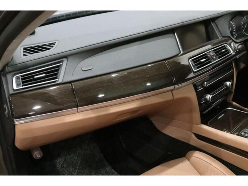 7 SERIES