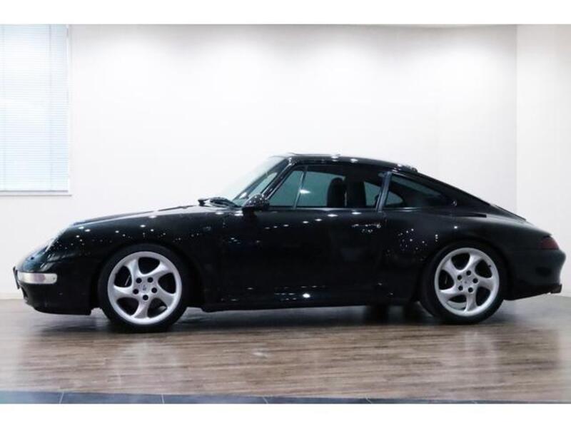 911