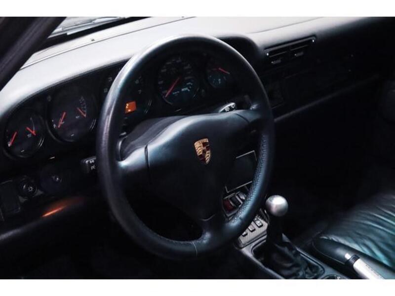 911