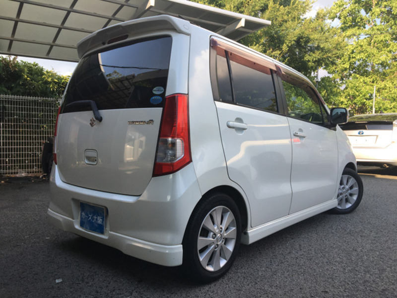 WAGON R