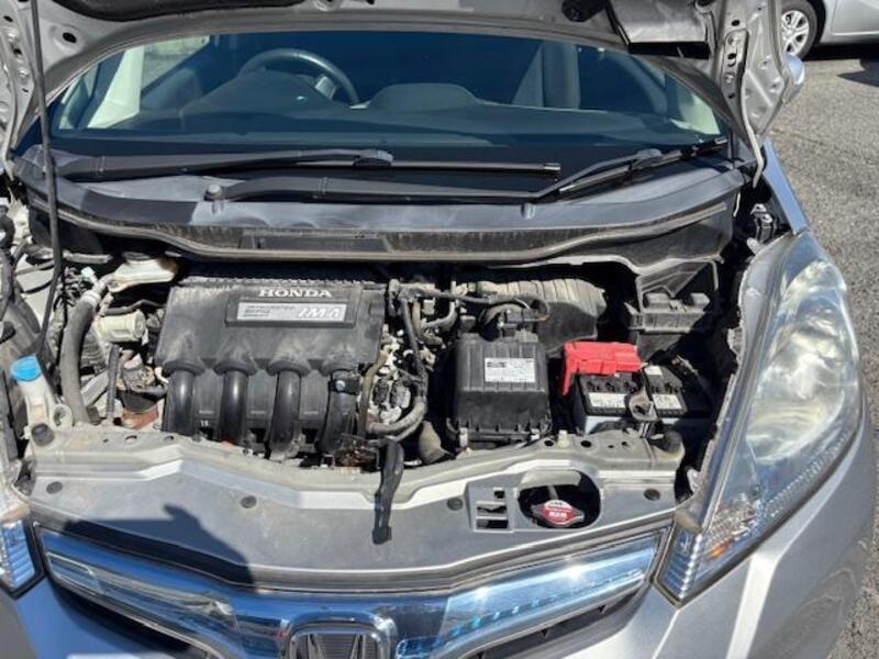 FIT HYBRID