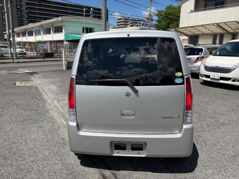 WAGON R