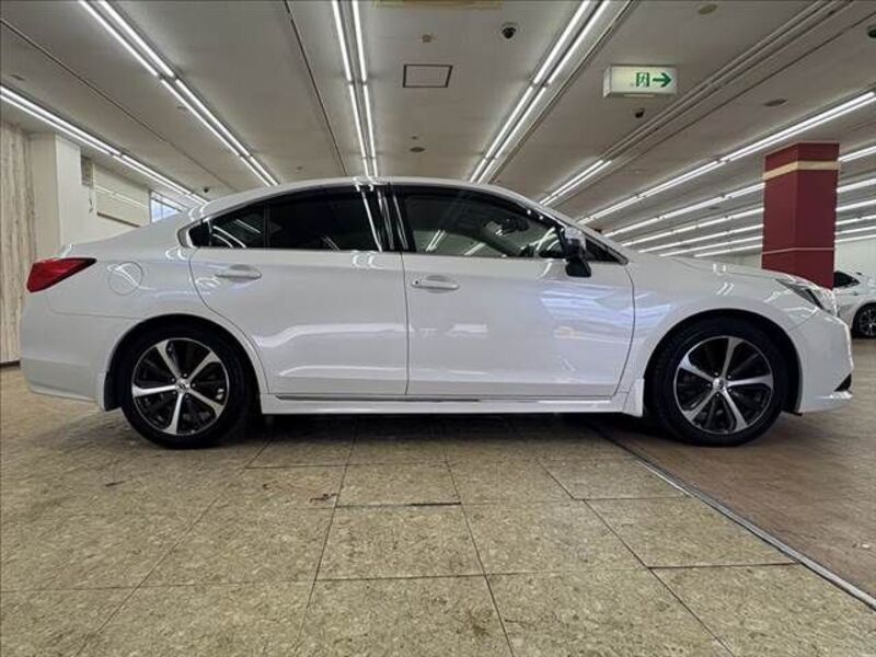LEGACY B4