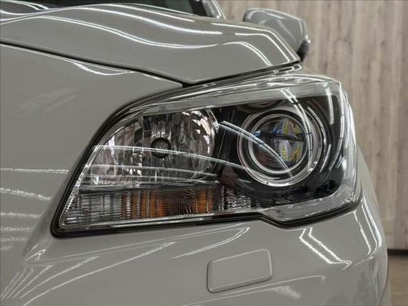 LEGACY B4