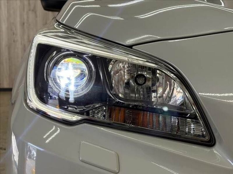 LEGACY B4