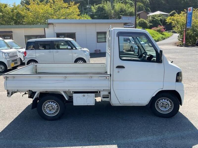 MINICAB TRUCK