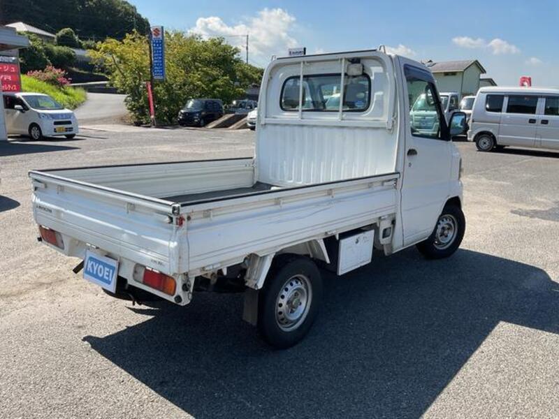 MINICAB TRUCK
