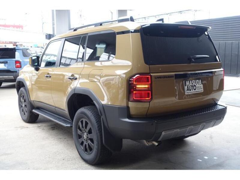 LAND CRUISER 250
