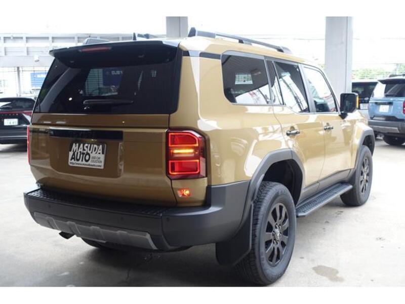 LAND CRUISER 250