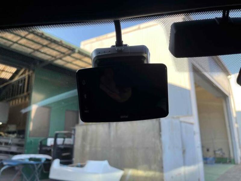 X1