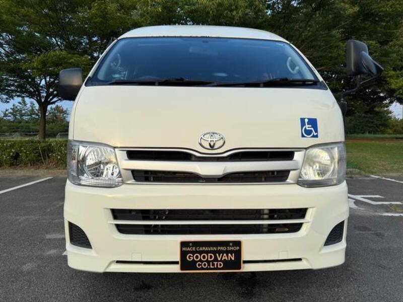 HIACE VAN