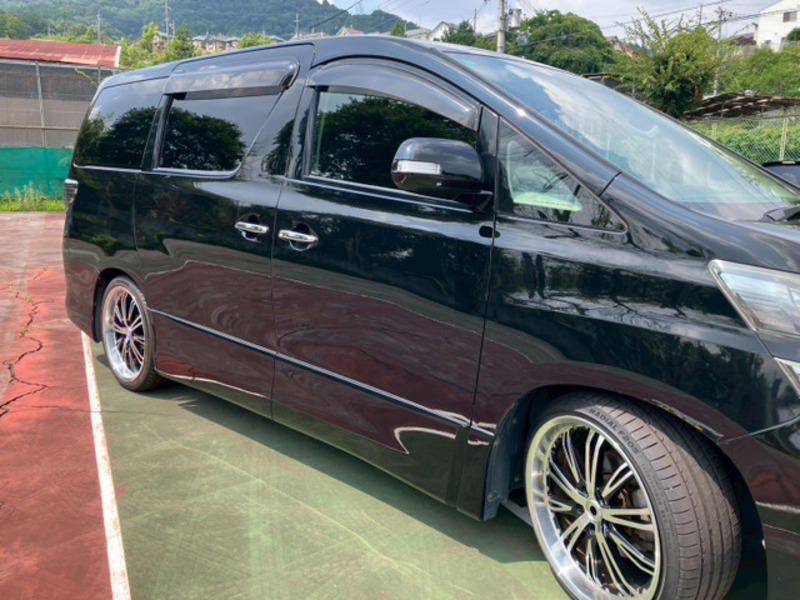 VELLFIRE