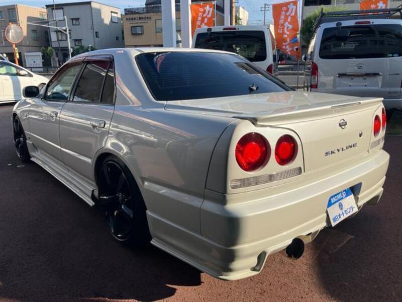 SKYLINE