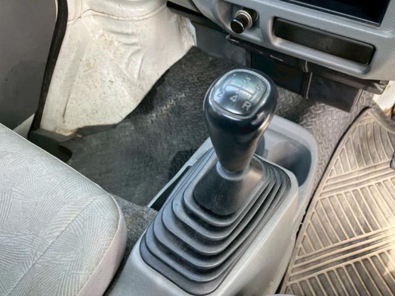 MINICAB TRUCK