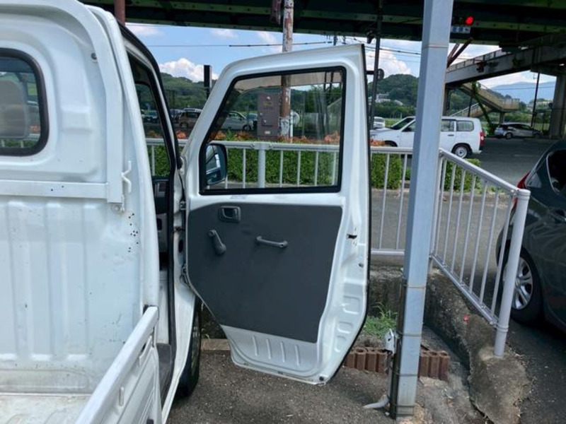 MINICAB TRUCK