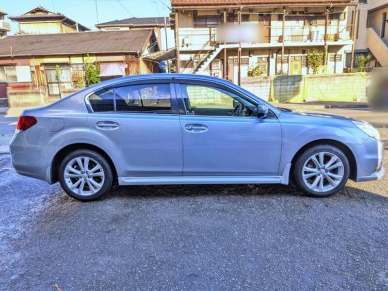 LEGACY B4