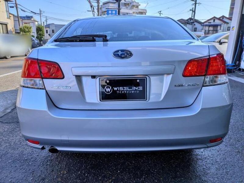 LEGACY B4