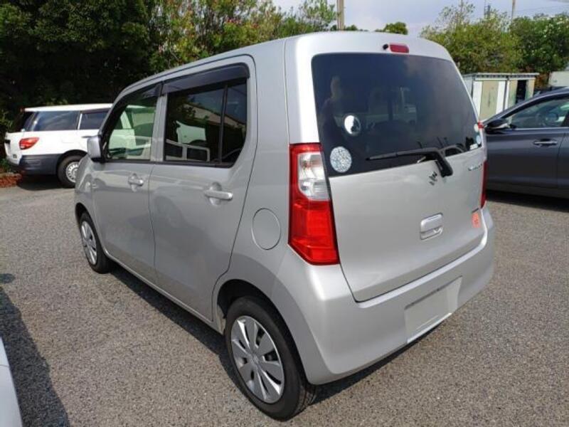 WAGON R