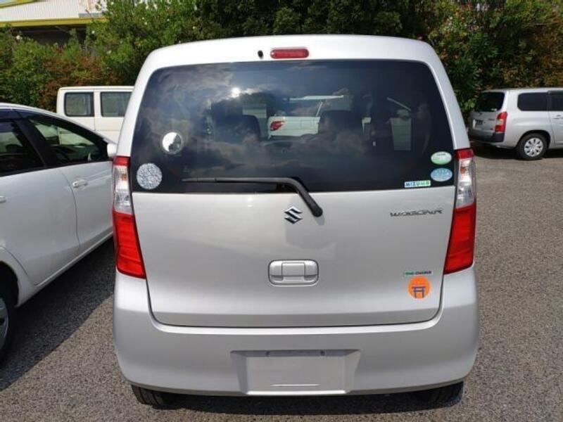 WAGON R