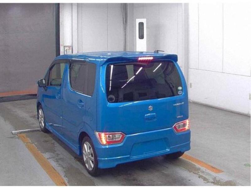 WAGON R