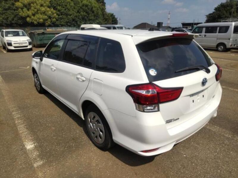 COROLLA FIELDER