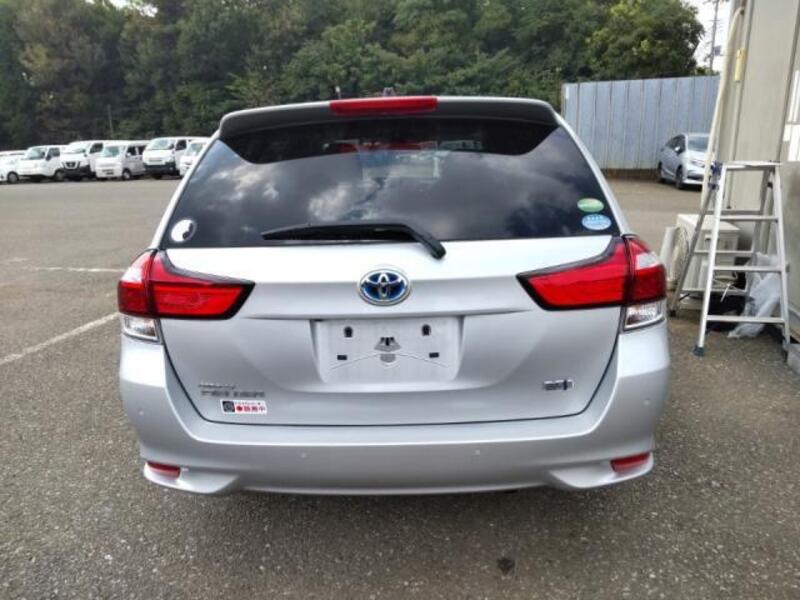 COROLLA FIELDER