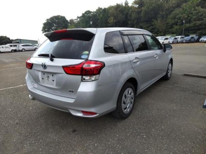 COROLLA FIELDER