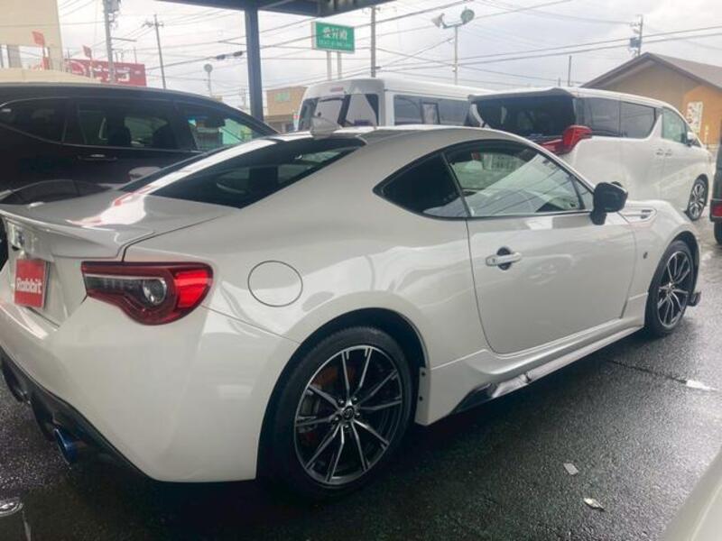 86