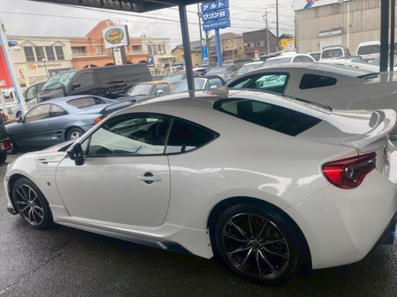 86