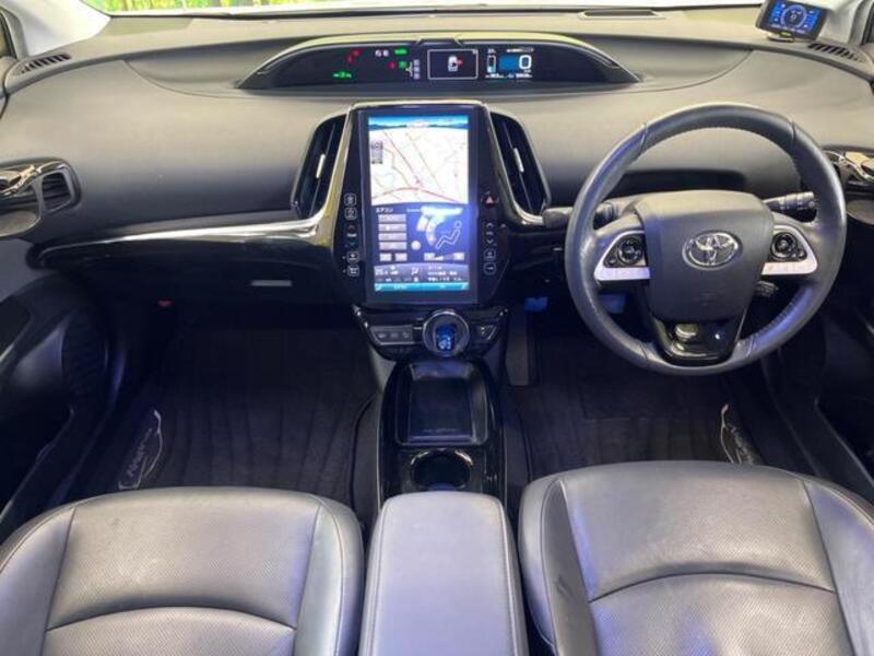 PRIUS PHV
