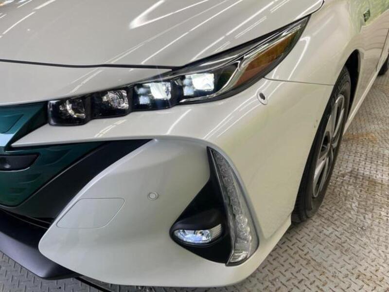 PRIUS PHV
