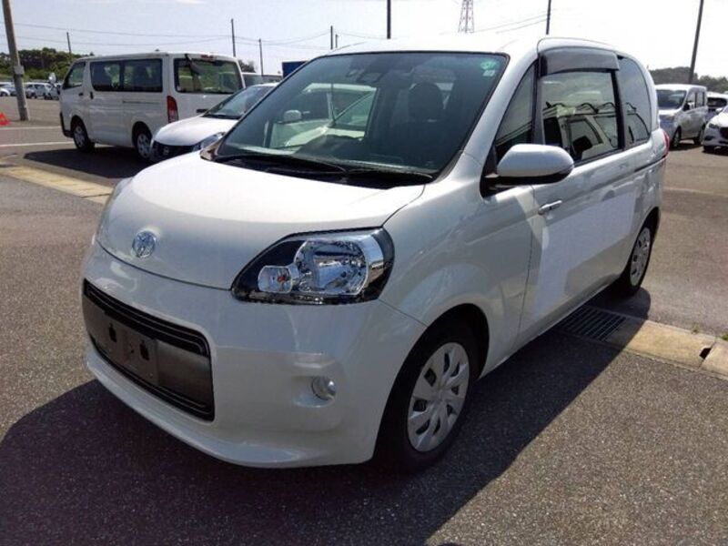 TOYOTA PORTE