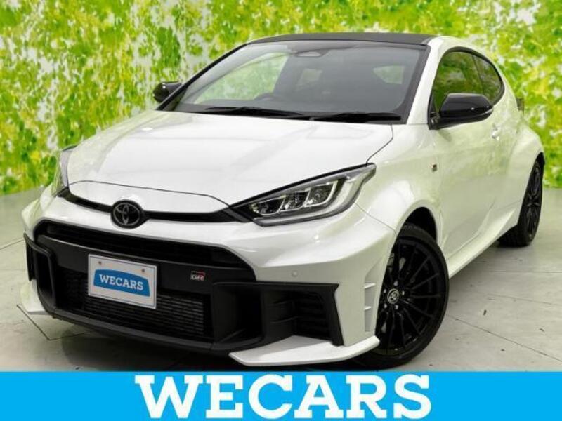 GR YARIS-0