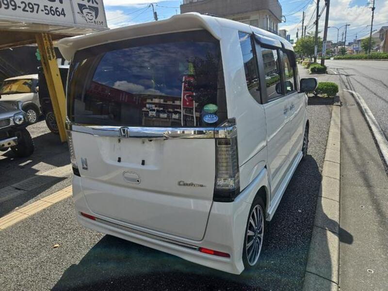 N BOX CUSTOM