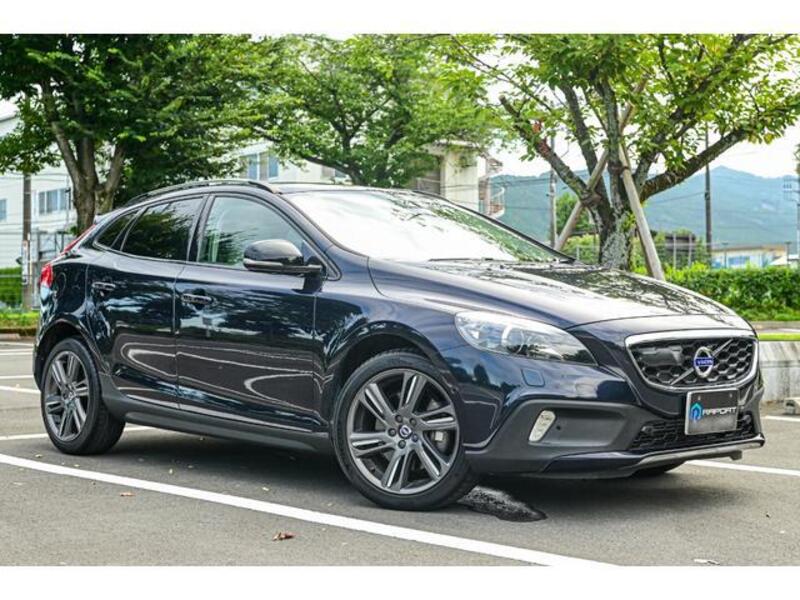 V40