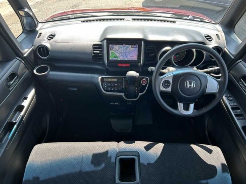 N BOX