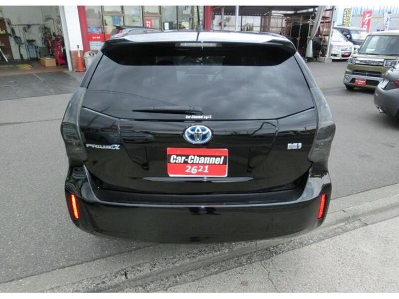 PRIUS ALPHA