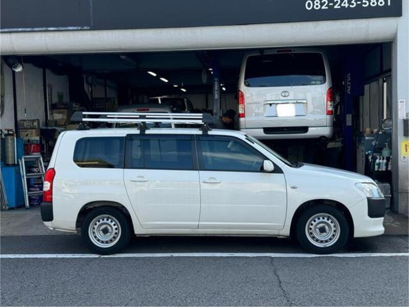 FAMILIA VAN