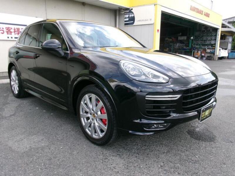 CAYENNE