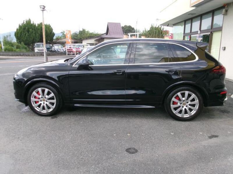 CAYENNE