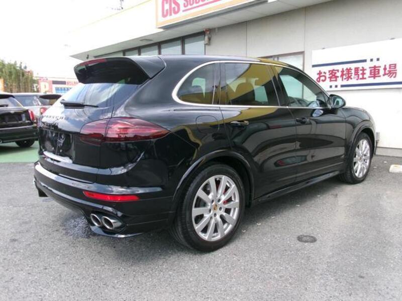 CAYENNE