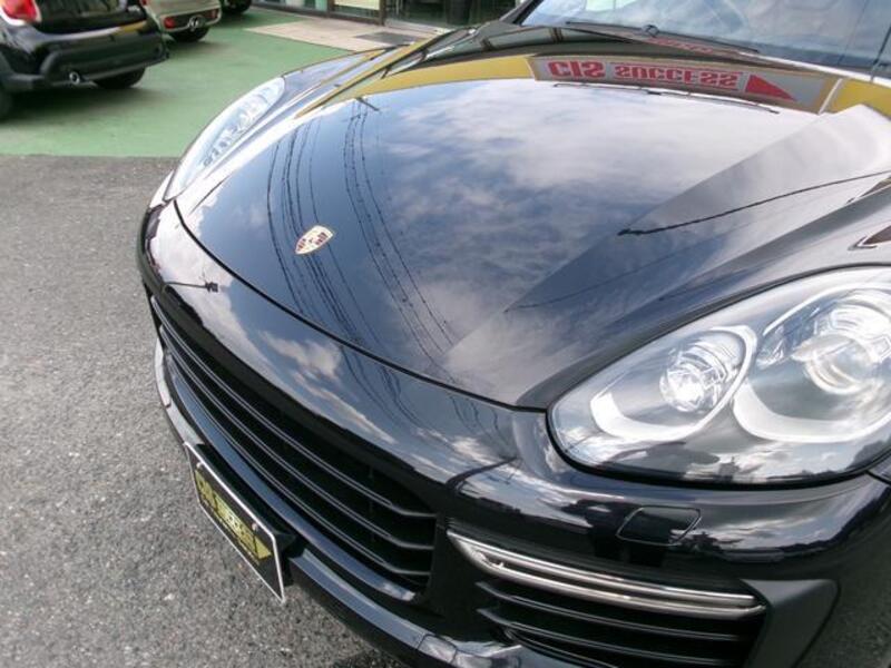 CAYENNE