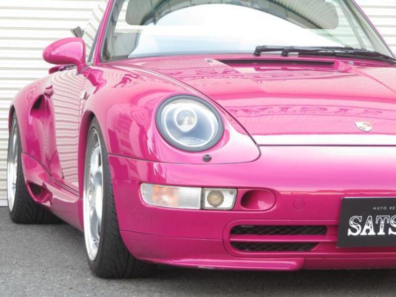 911
