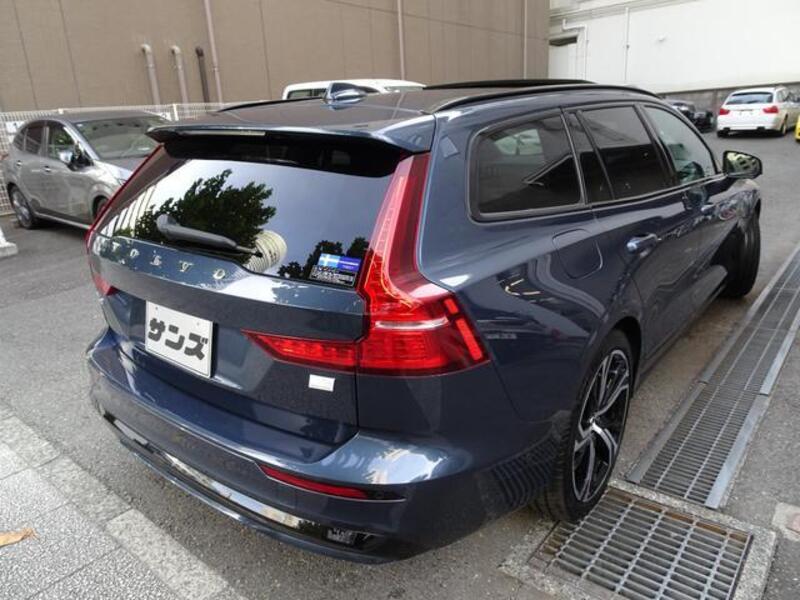 V60